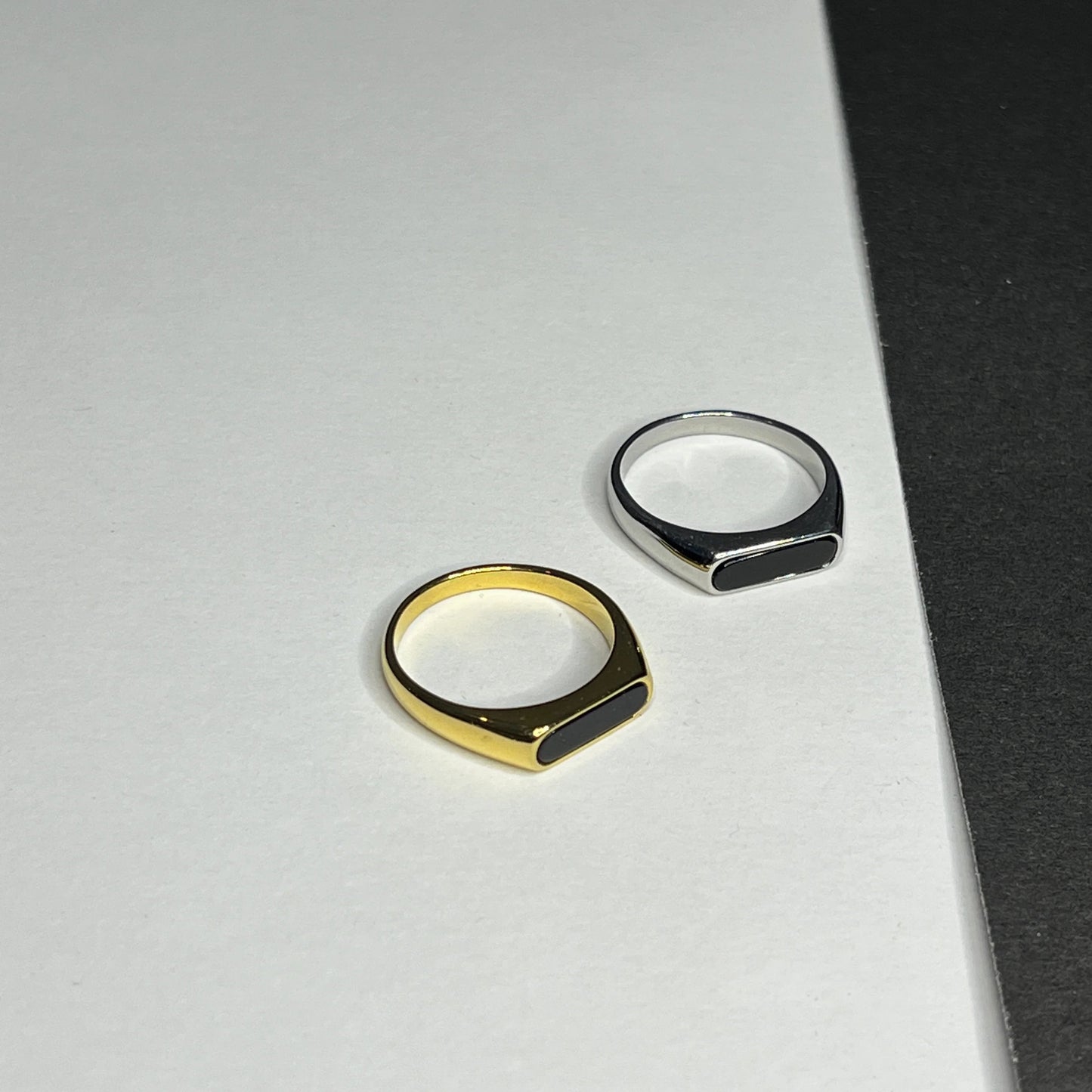 Signet Bar Ring (Gold And Silver)